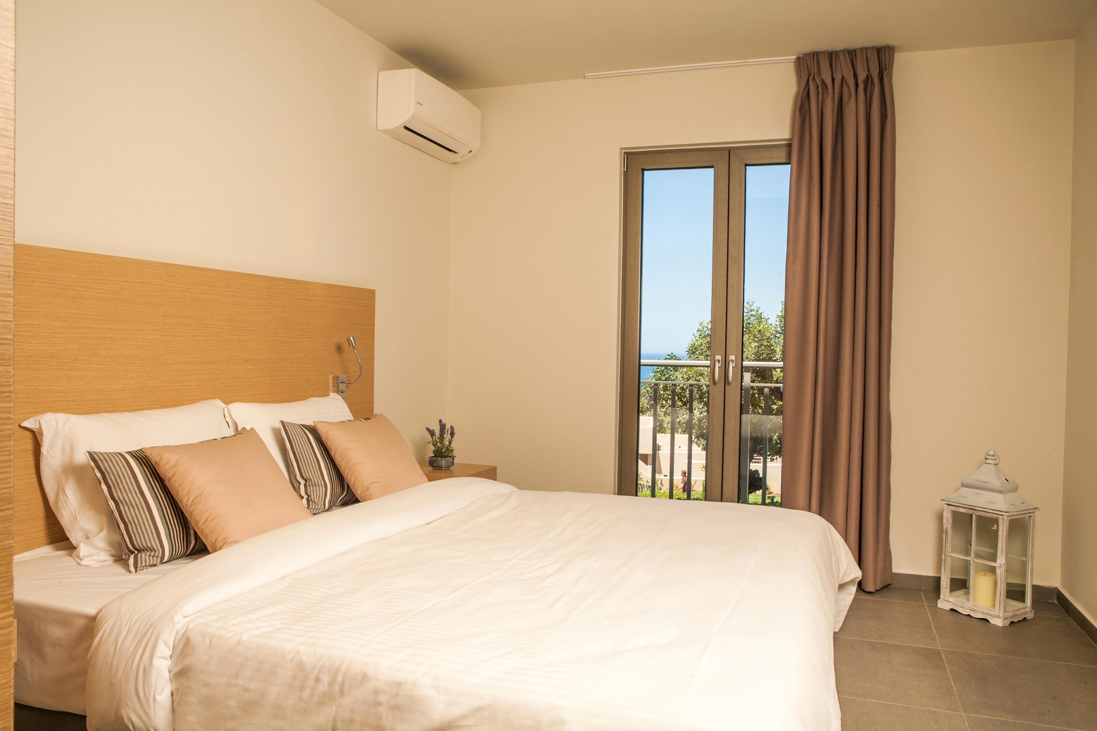 הרסוניסוס Sundance Apartments & Suites מראה חיצוני תמונה