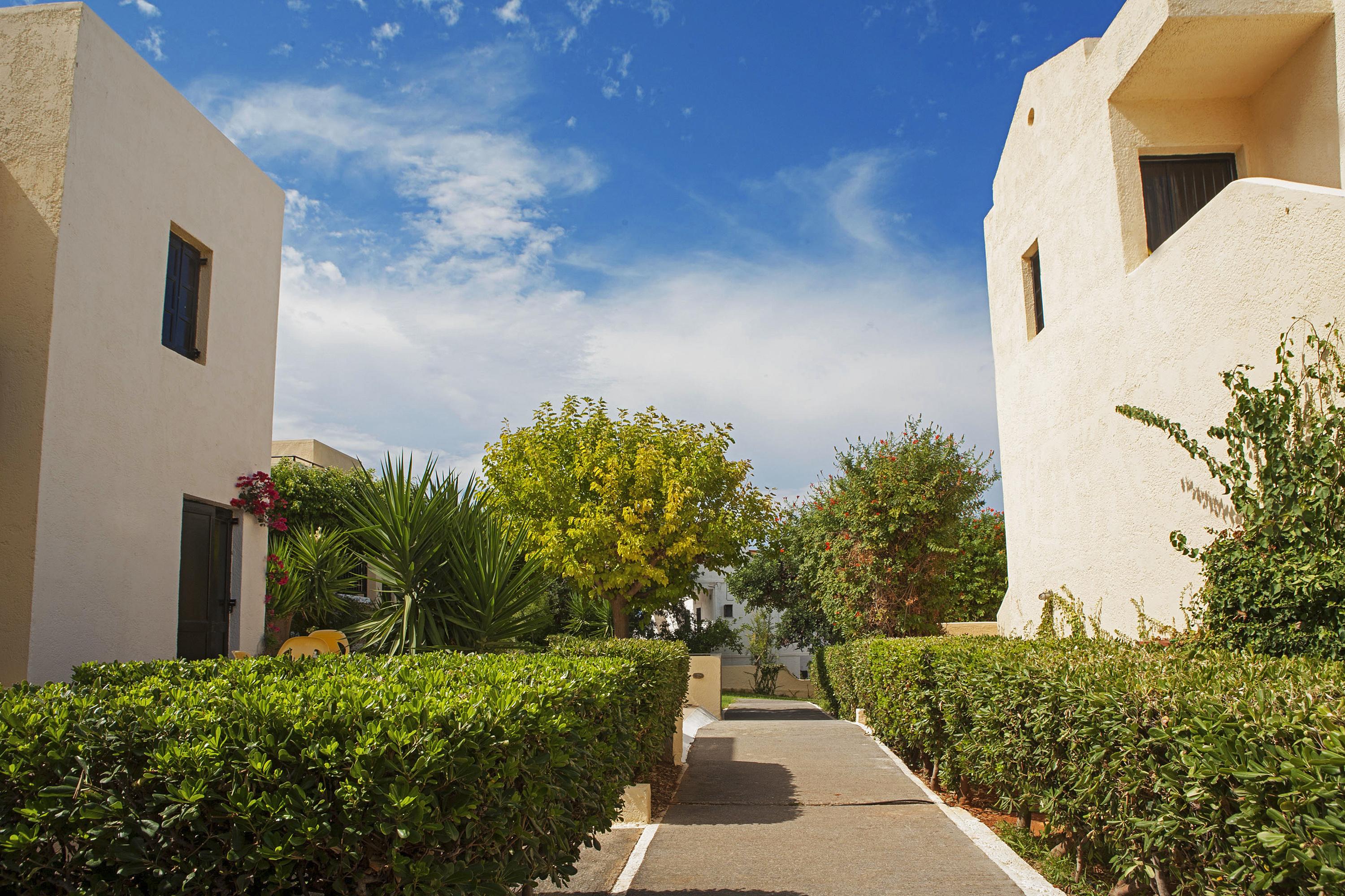 הרסוניסוס Sundance Apartments & Suites מראה חיצוני תמונה